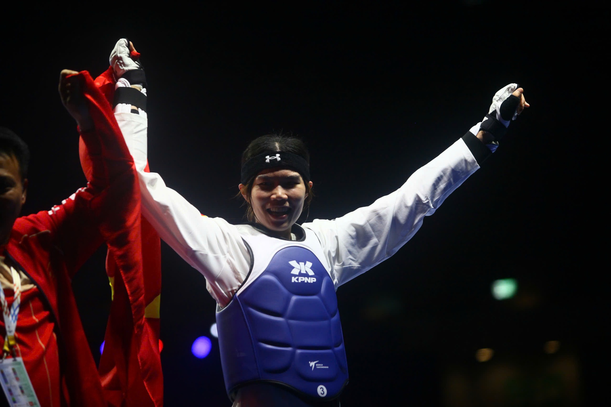 Trần Thị Ánh Tuyết giành huy chương vàng Taekwondo