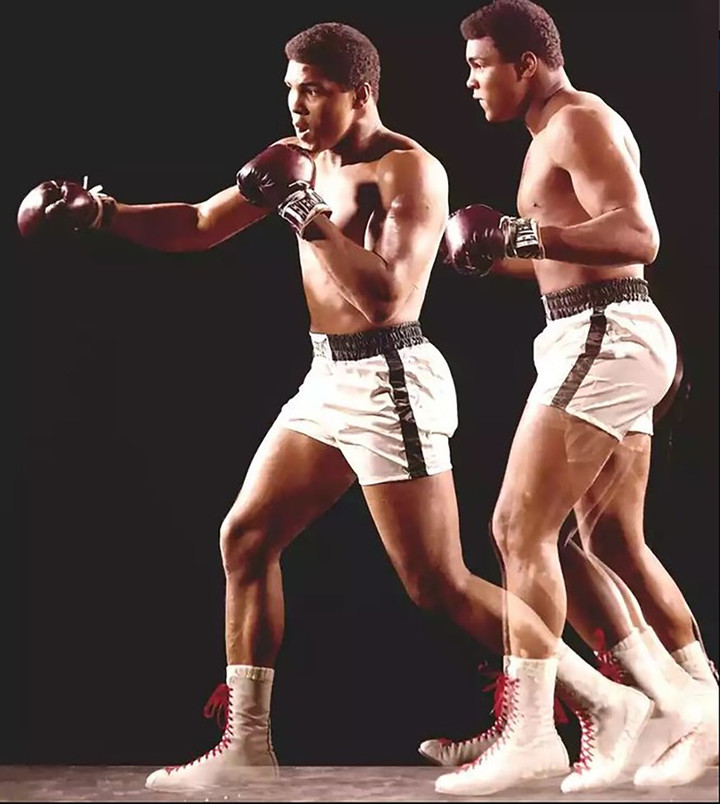Muhammad Ali thực hiện 'Ali Shuffle'
